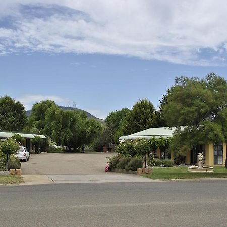 Omeo Motel Exterior photo